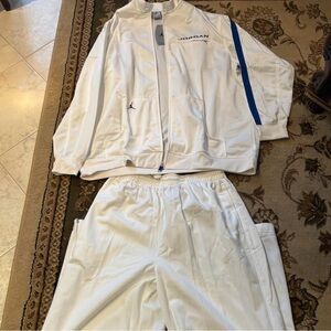 Vintage Y2K 2002 Air Jordan White Tracksuit with Blue Stripe size XL